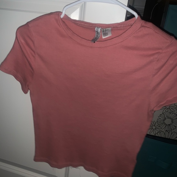 Pink tops - Picture 6 of 6